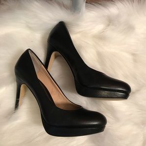 Banana Republic Shoes - Banana republic leather black heel sz 6.5 Banana Republic Shoes - Banana republic leather black heel sz 6.5